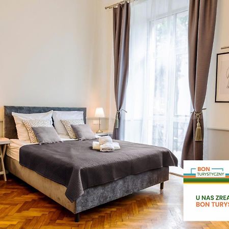 Angel House Aparthotel Krakow Bagian luar foto