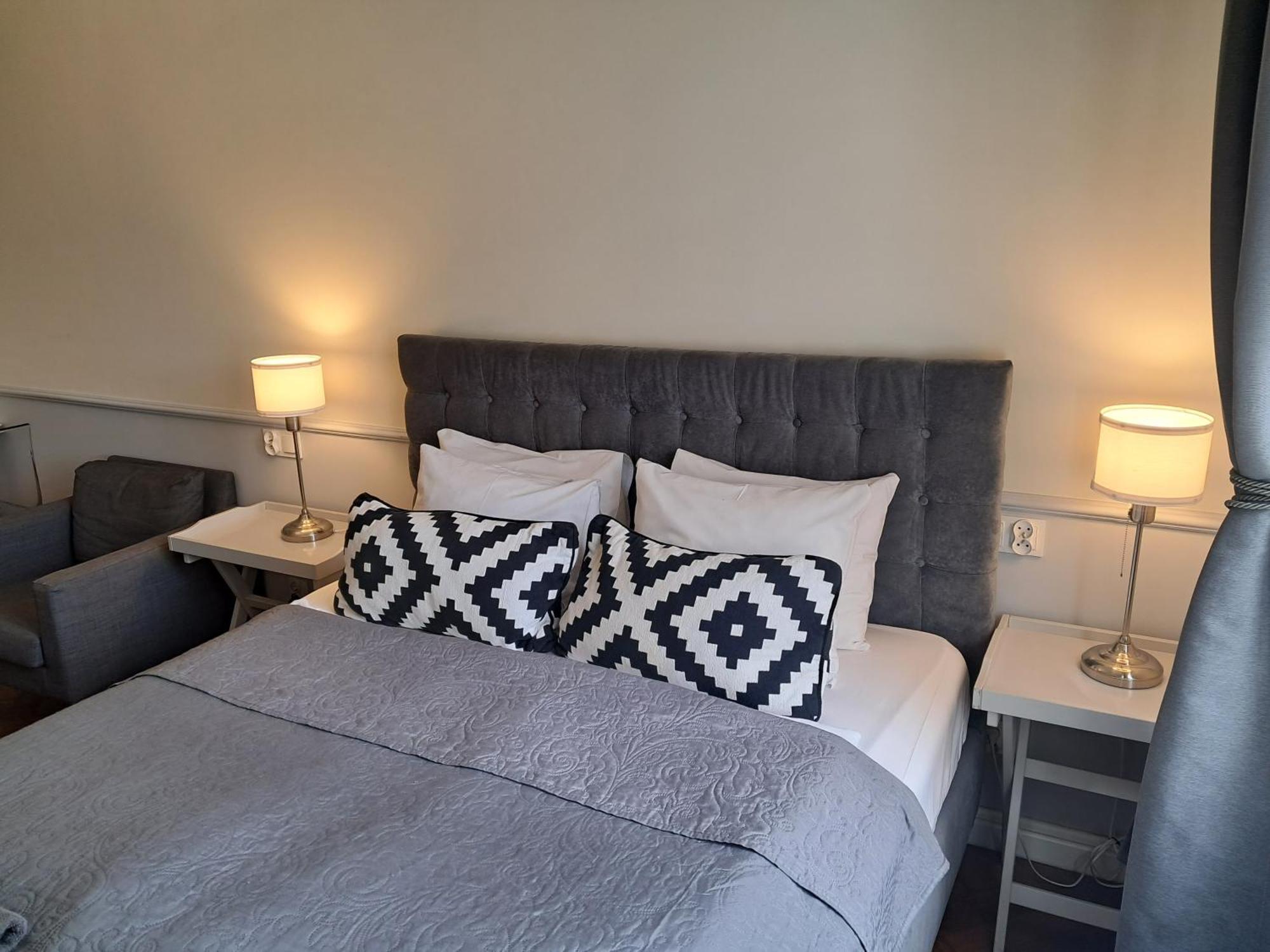 Angel House Aparthotel Krakow Bagian luar foto