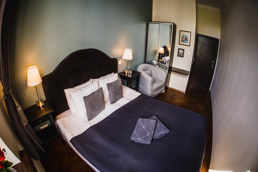 Angel House Aparthotel Krakow Bagian luar foto