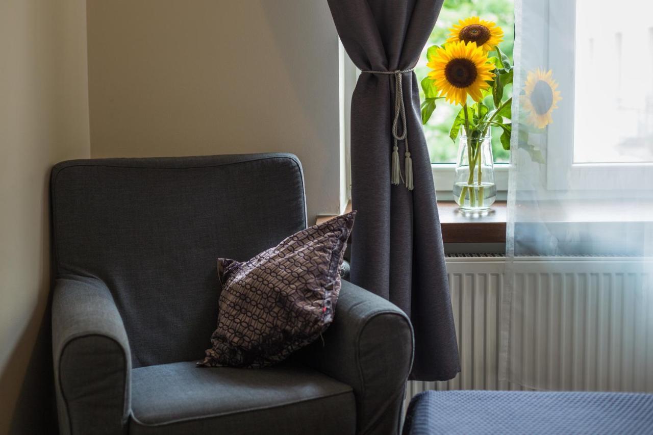 Angel House Aparthotel Krakow Bagian luar foto